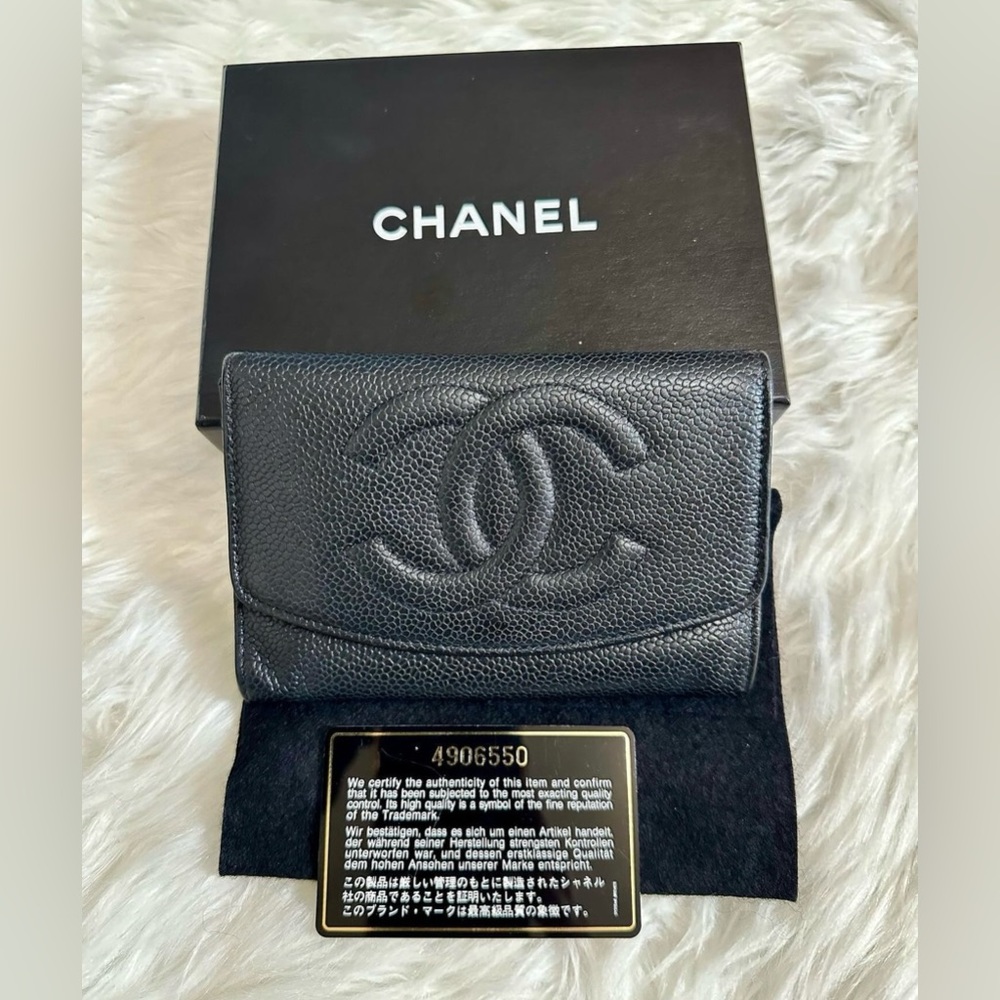 Chanel wallet